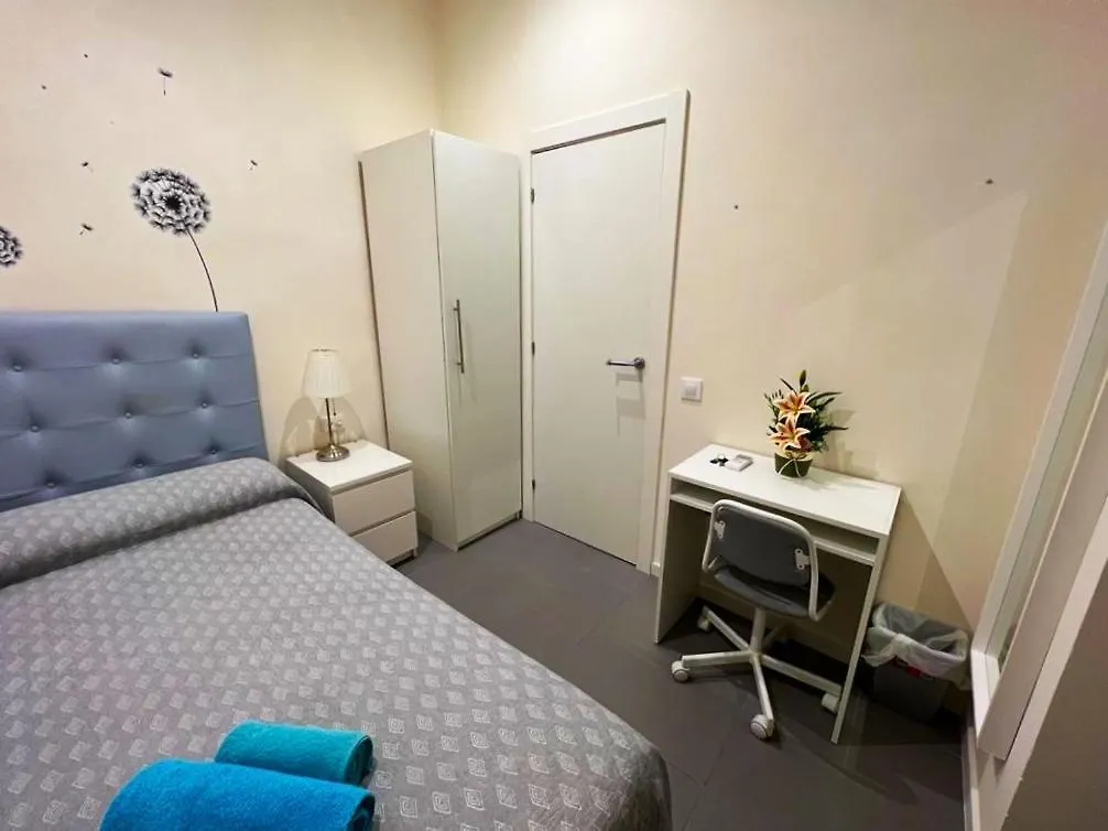 ベッド・アンド・ブレックファスト Rooms Balmes バルセロナ