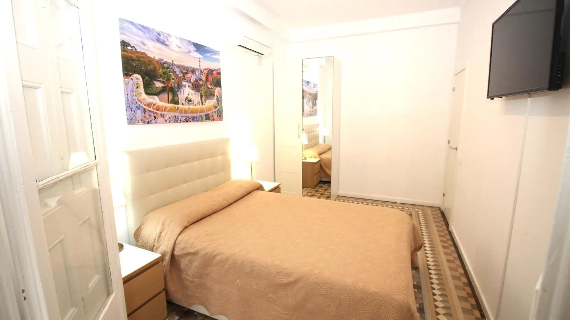 ベッド・アンド・ブレックファスト Rooms Balmes バルセロナ